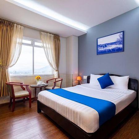 Sandals Hotel Бао Лок Екстериор снимка