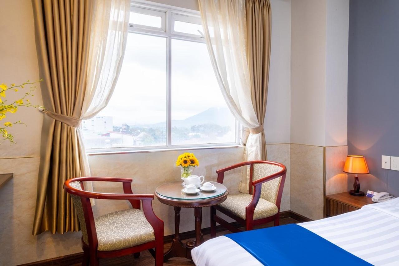 Sandals Hotel Бао Лок Екстериор снимка